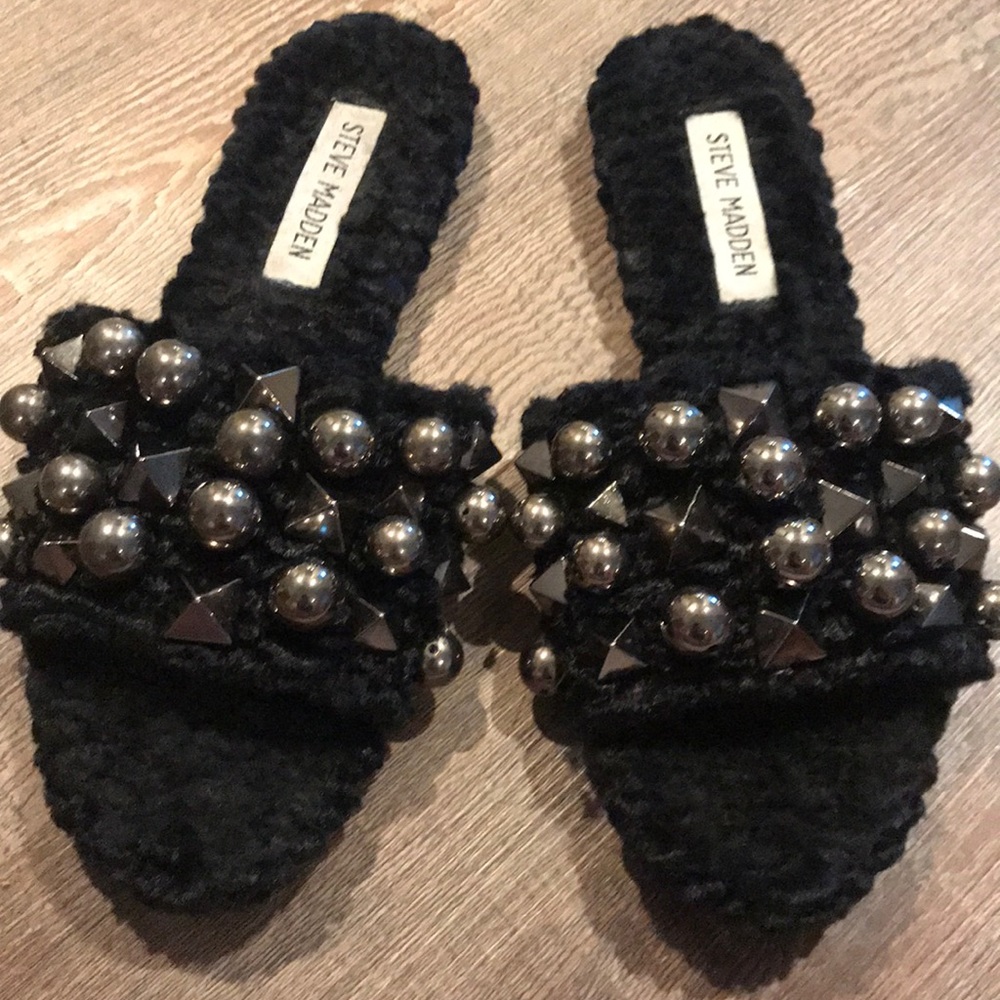 Used! Black studded slippers size 5.5